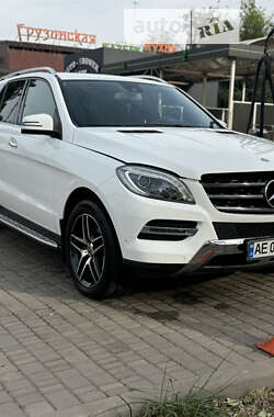 Позашляховик / Кросовер Mercedes-Benz M-Class 2013 в Кривому Розі