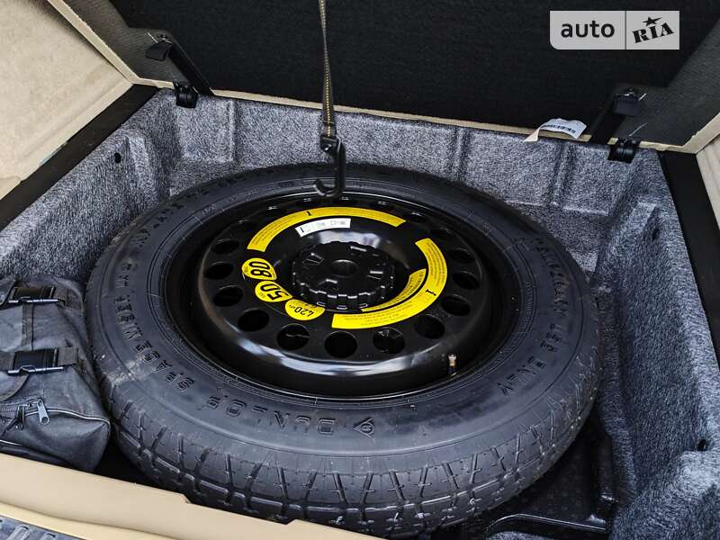 Внедорожник / Кроссовер Mercedes-Benz M-Class 2013 в Ровно