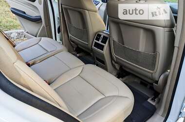 Внедорожник / Кроссовер Mercedes-Benz M-Class 2013 в 