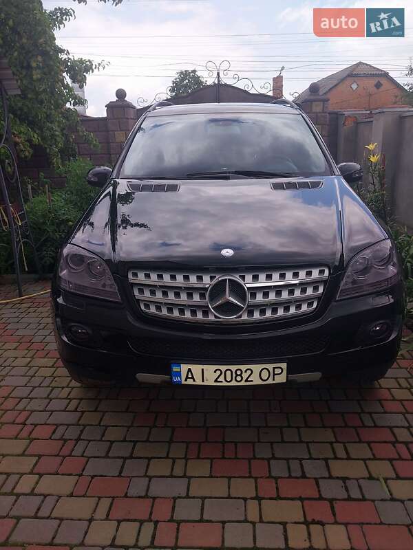 Mercedes-Benz M-Class 2008