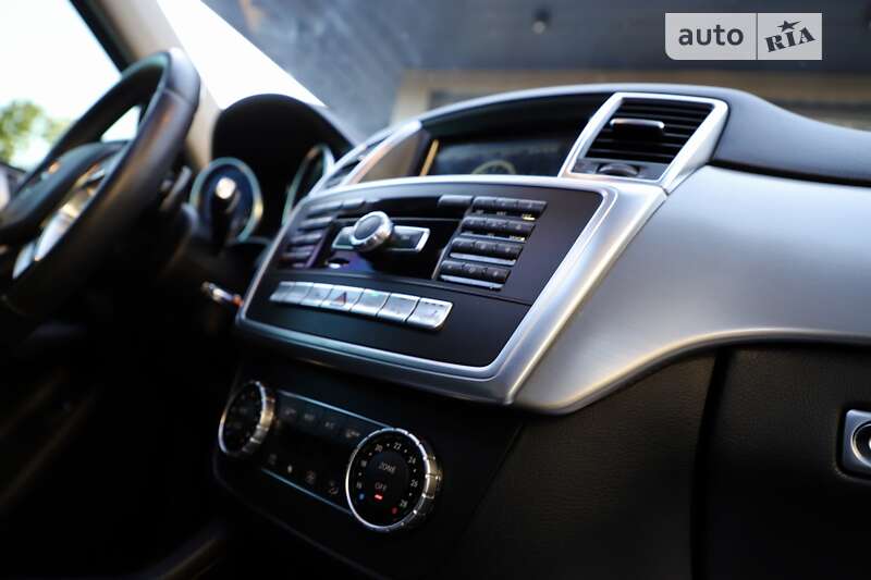 Позашляховик / Кросовер Mercedes-Benz M-Class 2015 в Дрогобичі фото 125 Позашляховик / Кросовер Mercedes-Benz M-Class 2015 в Дрогобичі