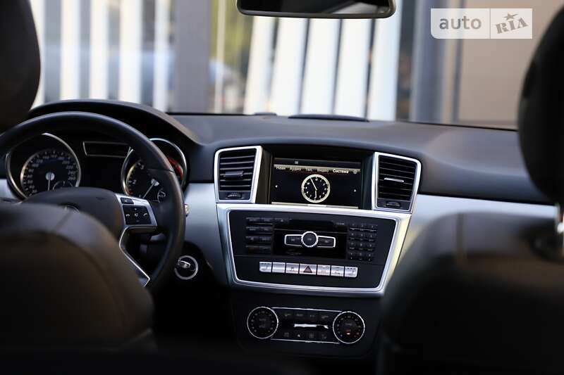 Позашляховик / Кросовер Mercedes-Benz M-Class 2015 в Дрогобичі фото 139 Позашляховик / Кросовер Mercedes-Benz M-Class 2015 в Дрогобичі