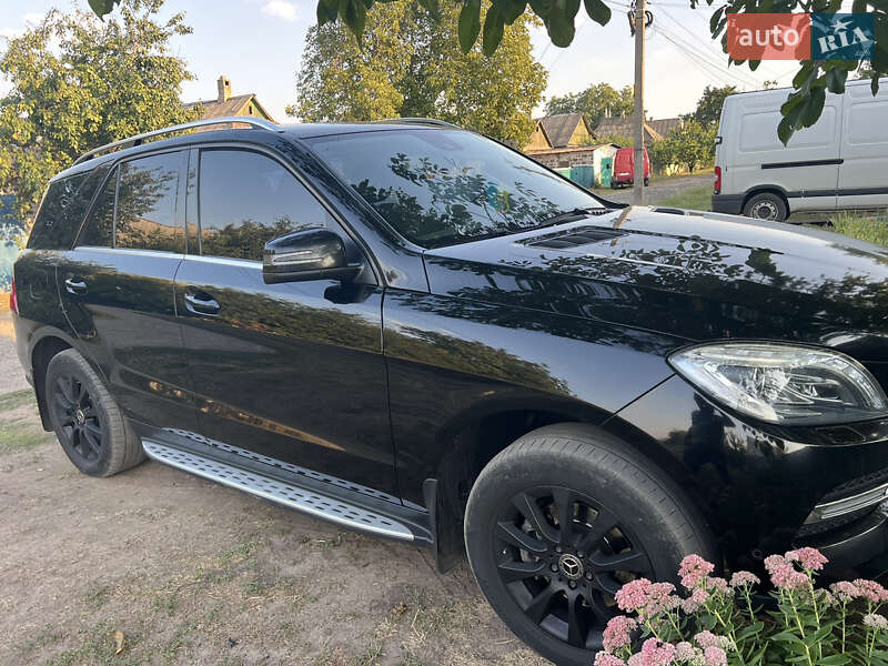 Внедорожник / Кроссовер Mercedes-Benz M-Class 2014 в Краматорске