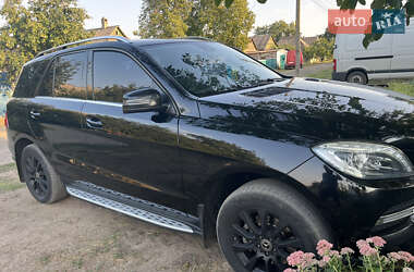 Внедорожник / Кроссовер Mercedes-Benz M-Class 2014 в 
