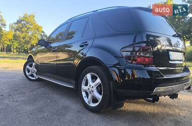 Внедорожник / Кроссовер Mercedes-Benz M-Class 2008 в 