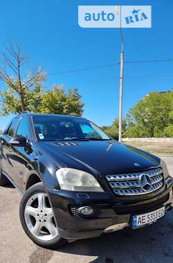 Позашляховик / Кросовер Mercedes-Benz M-Class 2006 в Кривому Розі