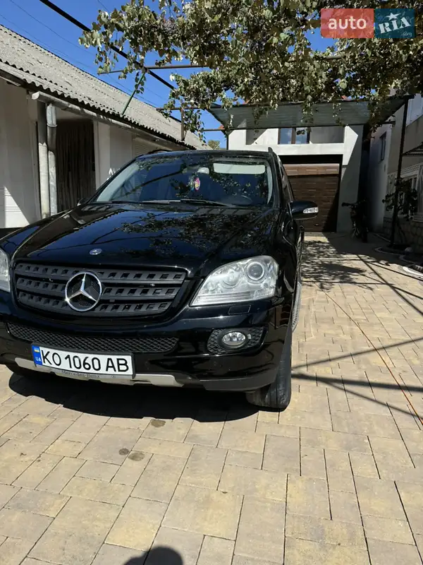 Mercedes-Benz M-Class
