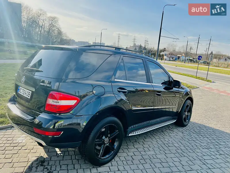 Mercedes-Benz M-Class
