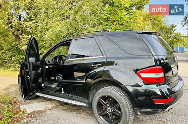 Позашляховик / Кросовер Mercedes-Benz M-Class 2008 в 