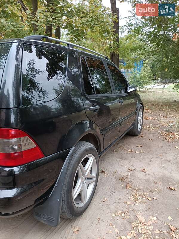 Позашляховик / Кросовер Mercedes-Benz M-Class 2005 в Дніпрі фото 7 Позашляховик / Кросовер Mercedes-Benz M-Class 2005 в Дніпрі