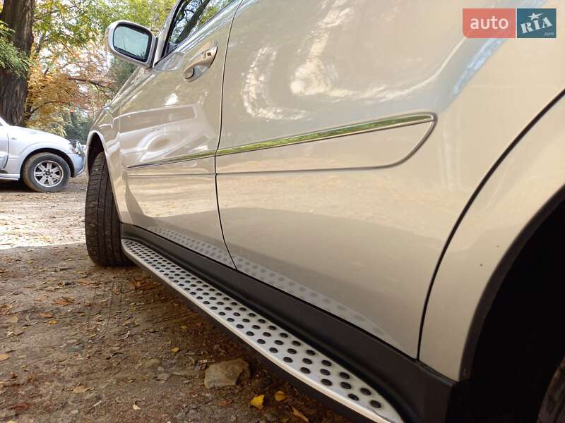 Внедорожник / Кроссовер Mercedes-Benz M-Class 2008 в Киеве