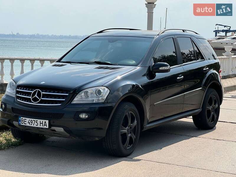 Mercedes-Benz M-Class 2008