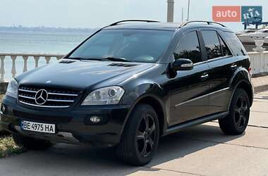 Внедорожник / Кроссовер Mercedes-Benz M-Class 2008 в 