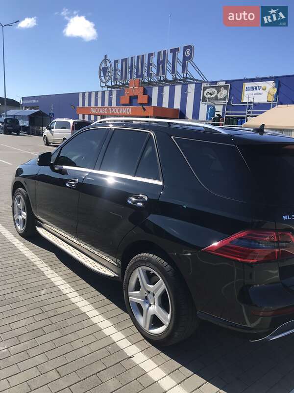 Внедорожник / Кроссовер Mercedes-Benz M-Class 2013 в Калуше