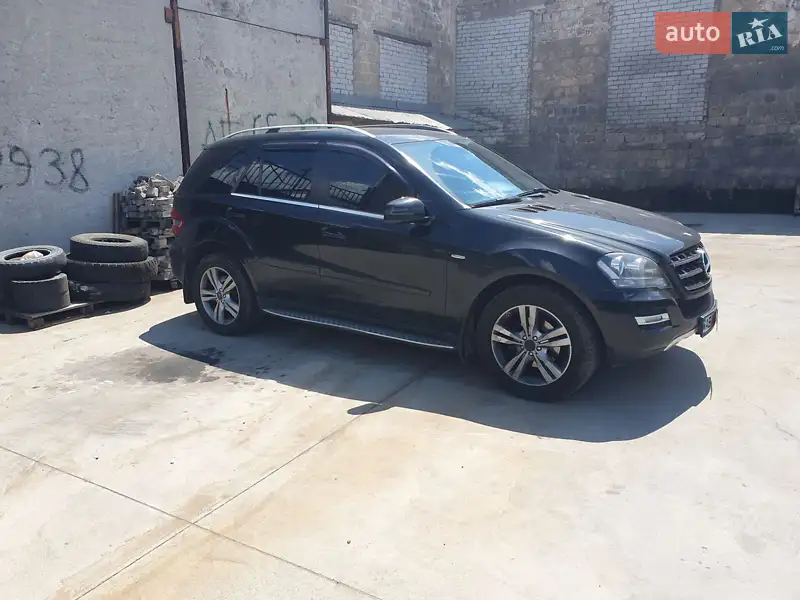 Mercedes-Benz M-Class