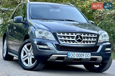 Позашляховик / Кросовер Mercedes-Benz M-Class 2011 в Одесі