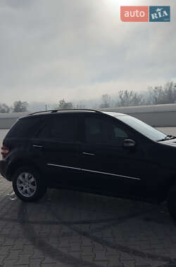 Внедорожник / Кроссовер Mercedes-Benz M-Class 2007 в 
