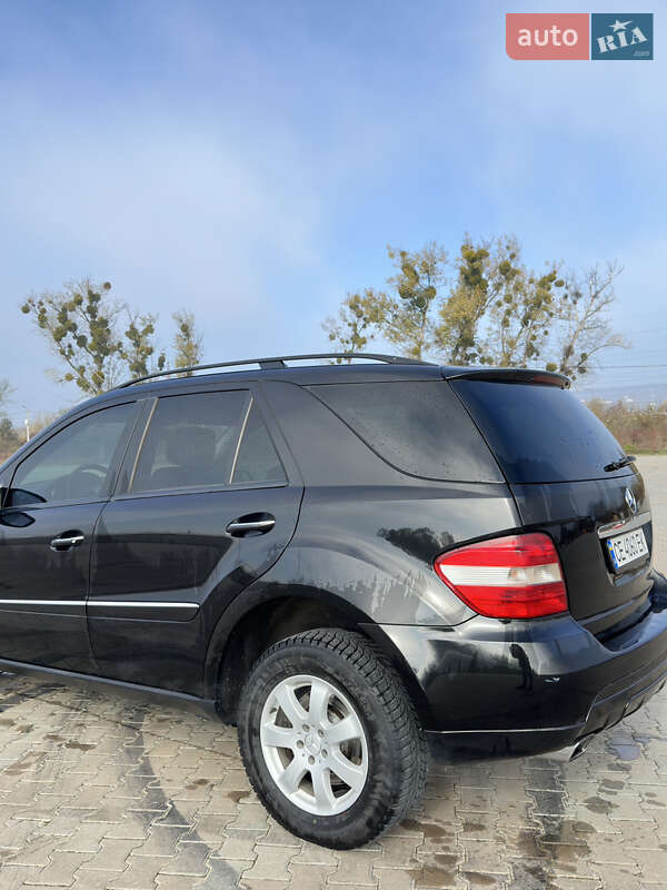 Внедорожник / Кроссовер Mercedes-Benz M-Class 2007 в Черновцах