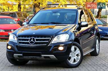 Позашляховик / Кросовер Mercedes-Benz M-Class 2008 в 