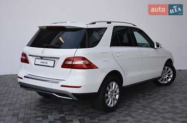 Внедорожник / Кроссовер Mercedes-Benz M-Class 2015 в 