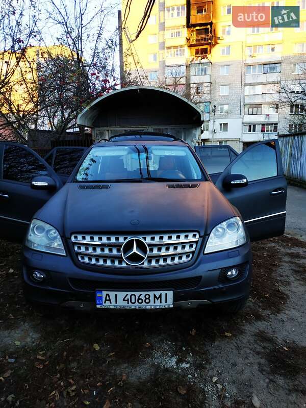 Позашляховик / Кросовер Mercedes-Benz M-Class 2008 в Фастові