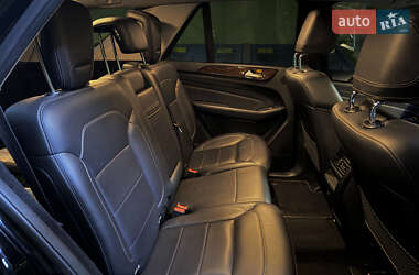 Внедорожник / Кроссовер Mercedes-Benz M-Class 2012 в 