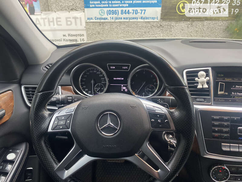 Позашляховик / Кросовер Mercedes-Benz M-Class 2011 в Конотопі