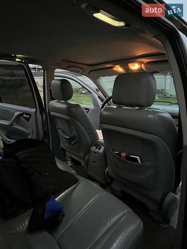 Позашляховик / Кросовер Mercedes-Benz M-Class 2000 в Гвіздці