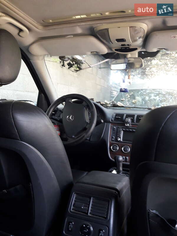 Внедорожник / Кроссовер Mercedes-Benz M-Class 2004 в Коростене