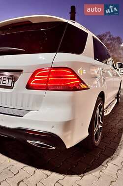 Внедорожник / Кроссовер Mercedes-Benz M-Class 2014 в 