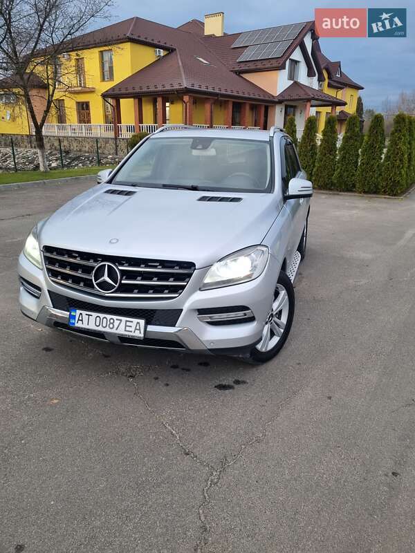 Позашляховик / Кросовер Mercedes-Benz M-Class 2011 в Рожнятові фото 13 Позашляховик / Кросовер Mercedes-Benz M-Class 2011 в Рожнятові
