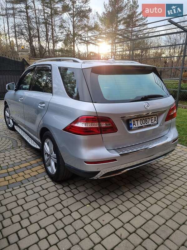 Позашляховик / Кросовер Mercedes-Benz M-Class 2011 в Рожнятові фото 21 Позашляховик / Кросовер Mercedes-Benz M-Class 2011 в Рожнятові