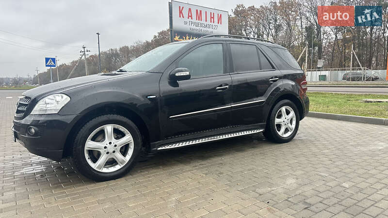 Позашляховик / Кросовер Mercedes-Benz M-Class 2007 в Луцьку