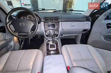 Внедорожник / Кроссовер Mercedes-Benz M-Class 2005 в 