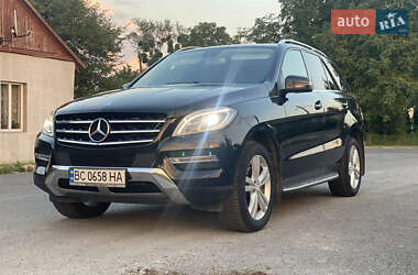 Позашляховик / Кросовер Mercedes-Benz M-Class 2013 в 