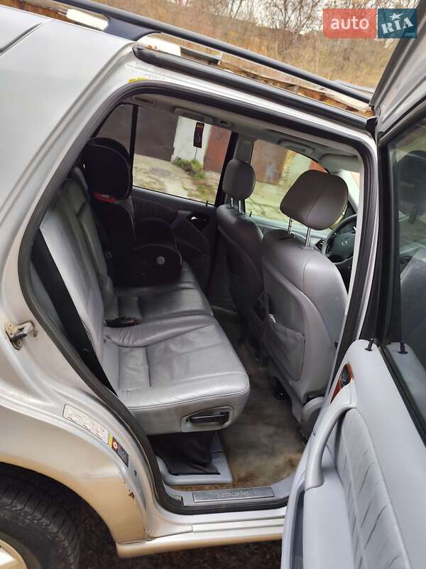 Внедорожник / Кроссовер Mercedes-Benz M-Class 2001 в Киеве