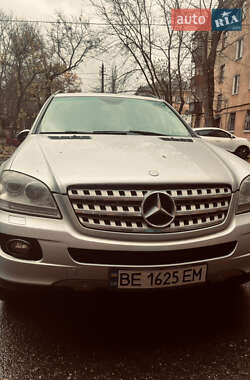 Позашляховик / Кросовер Mercedes-Benz M-Class 2008 в Миколаєві