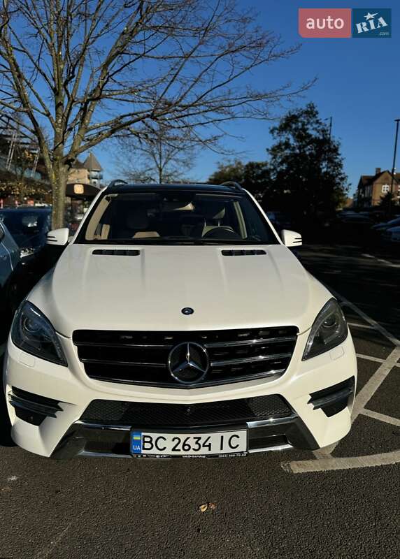 Внедорожник / Кроссовер Mercedes-Benz M-Class 2015 в Ивано-Франковске