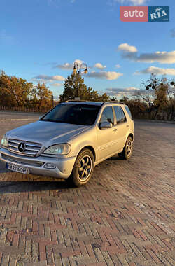 Внедорожник / Кроссовер Mercedes-Benz M-Class 2002 в Харькове