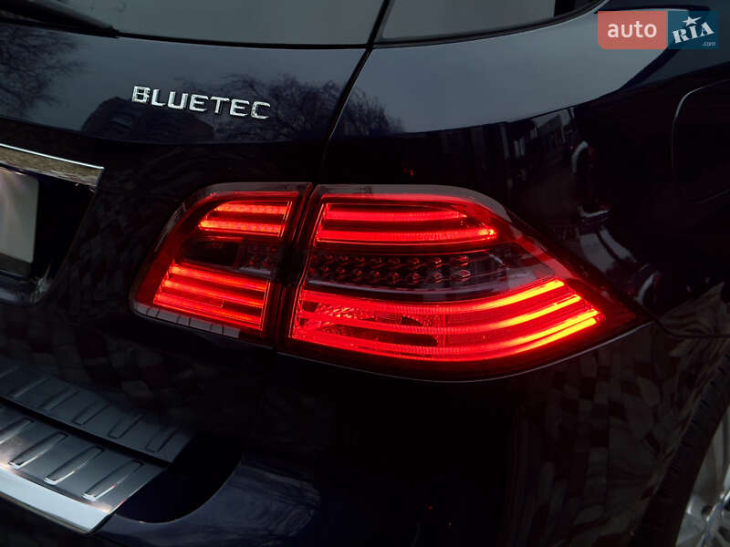 Внедорожник / Кроссовер Mercedes-Benz M-Class 2012 в Виннице фото 26 Внедорожник / Кроссовер Mercedes-Benz M-Class 2012 в Виннице