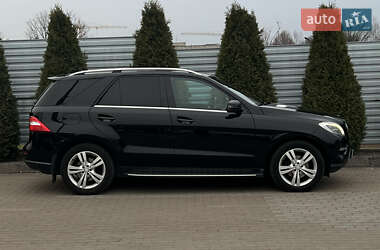 Внедорожник / Кроссовер Mercedes-Benz M-Class 2013 в 