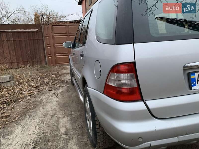 Внедорожник / Кроссовер Mercedes-Benz M-Class 2005 в Харькове