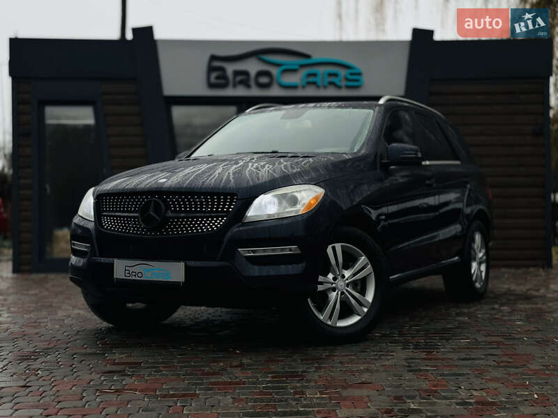 Mercedes-Benz M-Class 2012 Mercedes-Benz M-Class 2012
