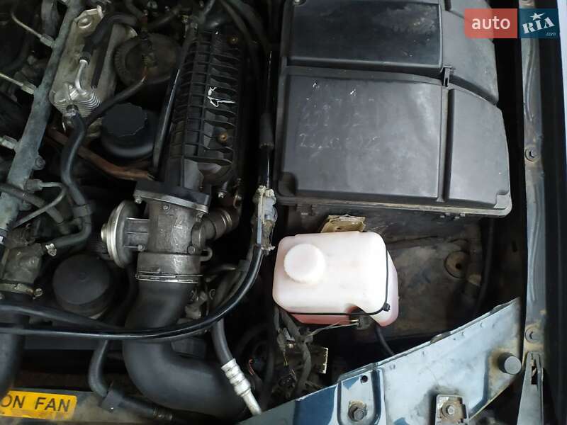 Позашляховик / Кросовер Mercedes-Benz M-Class 2002 в Києві