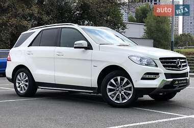 Позашляховик / Кросовер Mercedes-Benz M-Class 2012 в Києві