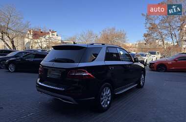 Позашляховик / Кросовер Mercedes-Benz M-Class 2013 в Одесі