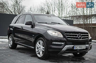 Позашляховик / Кросовер Mercedes-Benz M-Class 2011 в Самборі