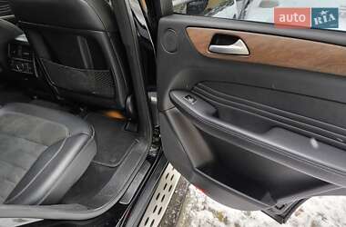Позашляховик / Кросовер Mercedes-Benz M-Class 2013 в 