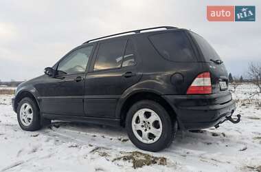 Внедорожник / Кроссовер Mercedes-Benz M-Class 2003 в Здолбунове