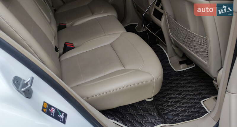 Позашляховик / Кросовер Mercedes-Benz M-Class 2014 в Полтаві